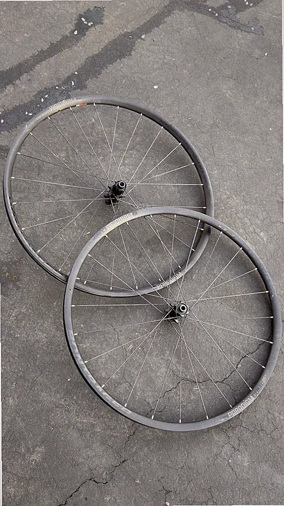 Bontrager Elite Paradigm Comp 25 Road/Gravel Wheelset with Shimano 11speed Hub