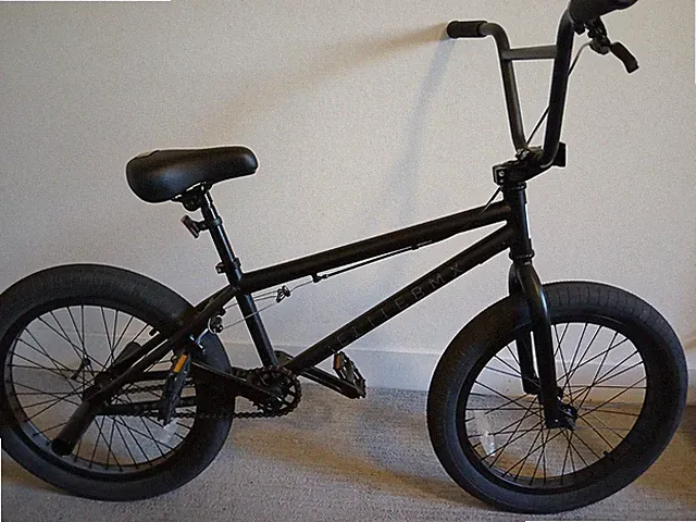 Elite 20 inch The Stealth Freestyle Bike - Black