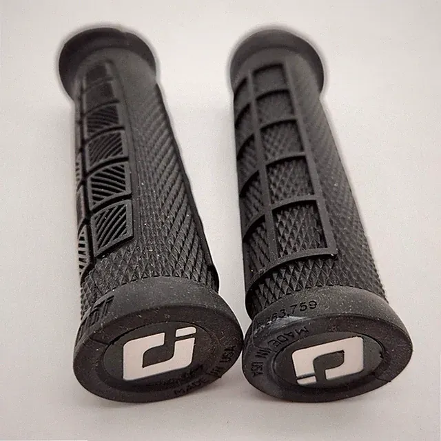 ODI V2.1 Elite Pro Lock-On Bicycle Grips Black NO PACKAGE