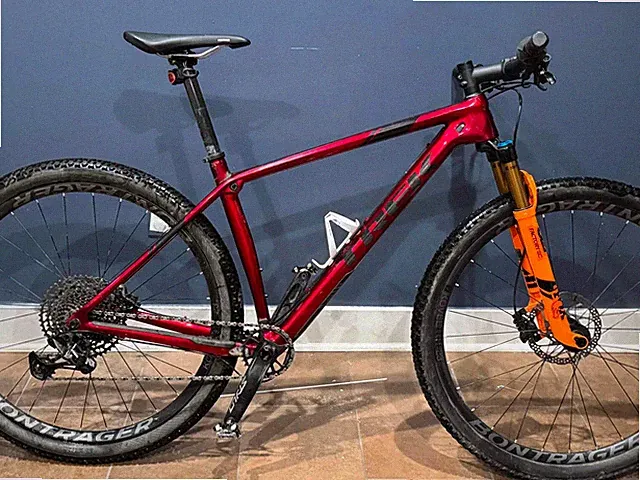 Procal 9.7 M/L, FOX 32 Factory SC, kovee elite 23’s