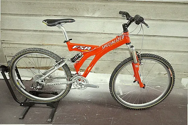 Specialized FSR ELITE MAX BONE USA 17.5" Frame 3x8 XTR Mavic Rock Shox Judy 100