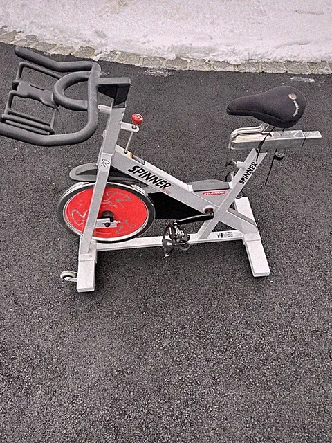Star Trac Elite spinning bike